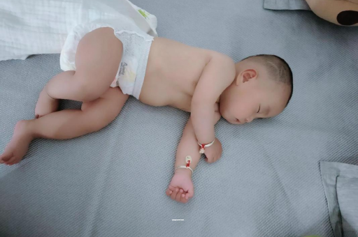 谷城五个月宝宝体重 谷城五个月宝宝体重